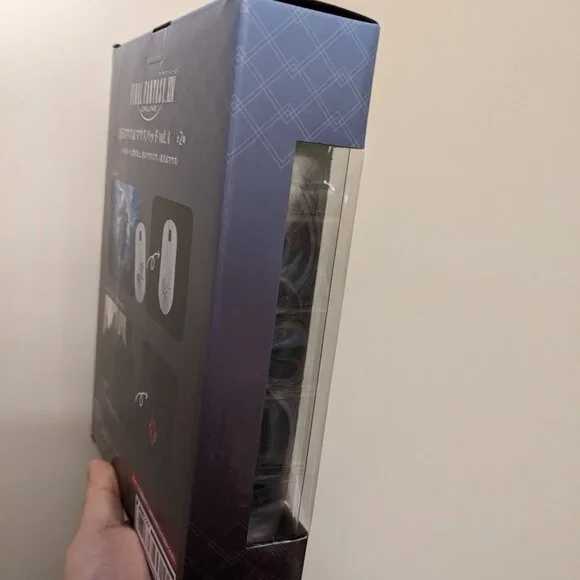 Final Fantasy XIV Light Up Mouse & Mouse Pad Set - Zenos yae Galvus (New in Box) - Picture 4 of 7